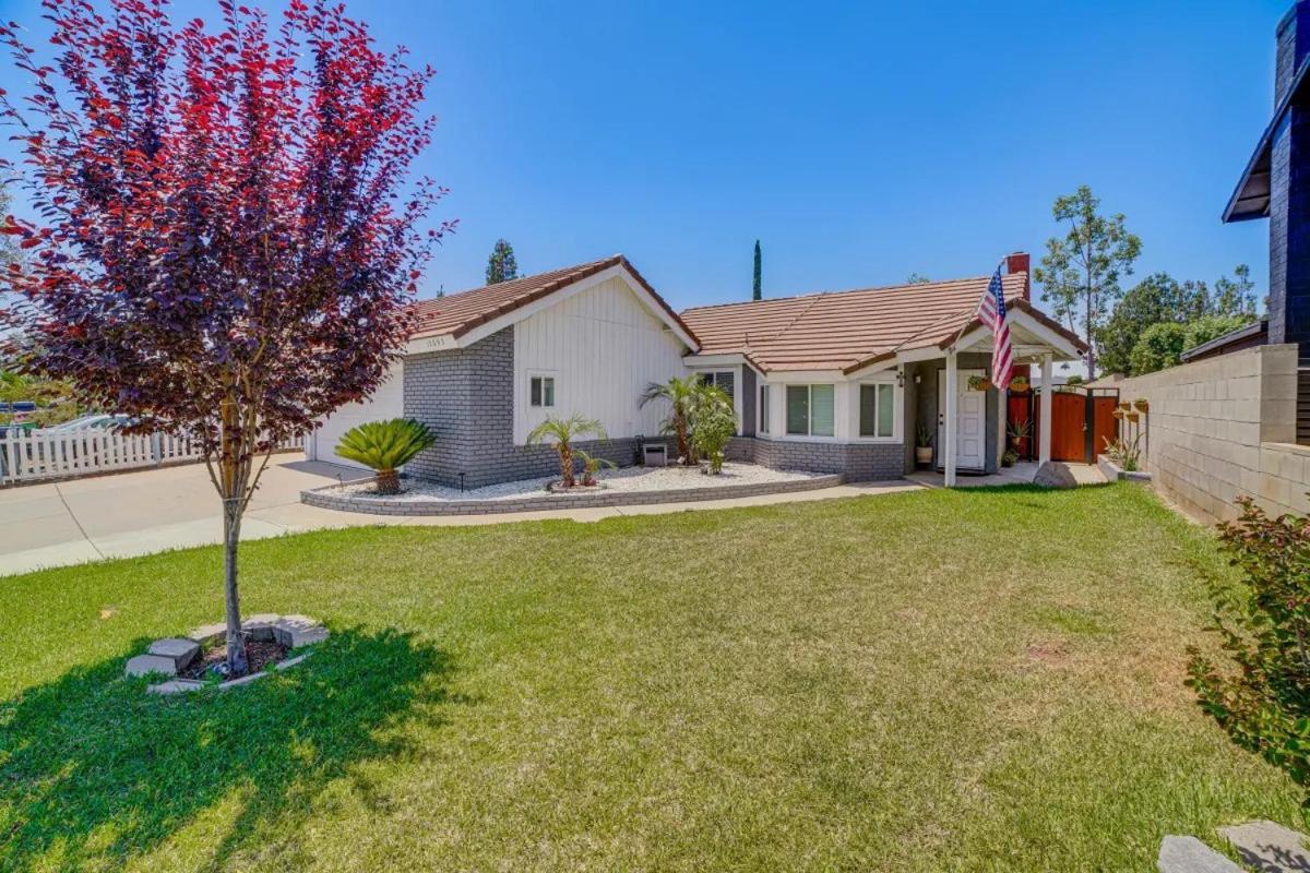 Spacious Studio With Private Entry Moreno Valley Bagian luar foto